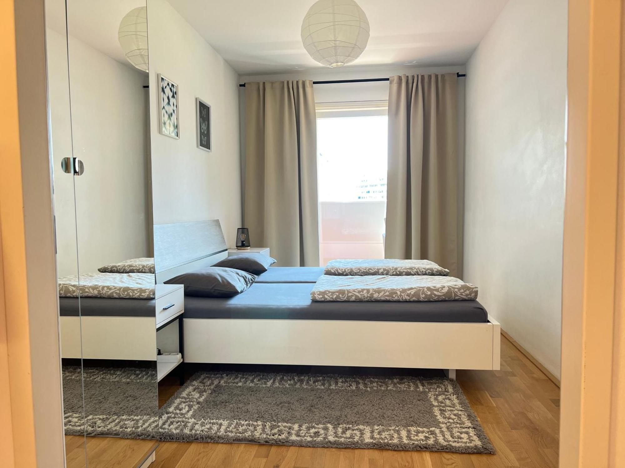 2 Bedroom Next To Metro U1 And Pr Garage * Wien